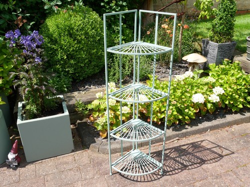 Tier metal corner plant - metal,